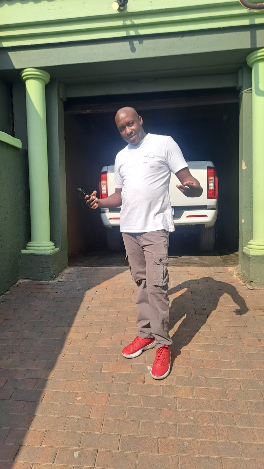 @Mr Zikhali