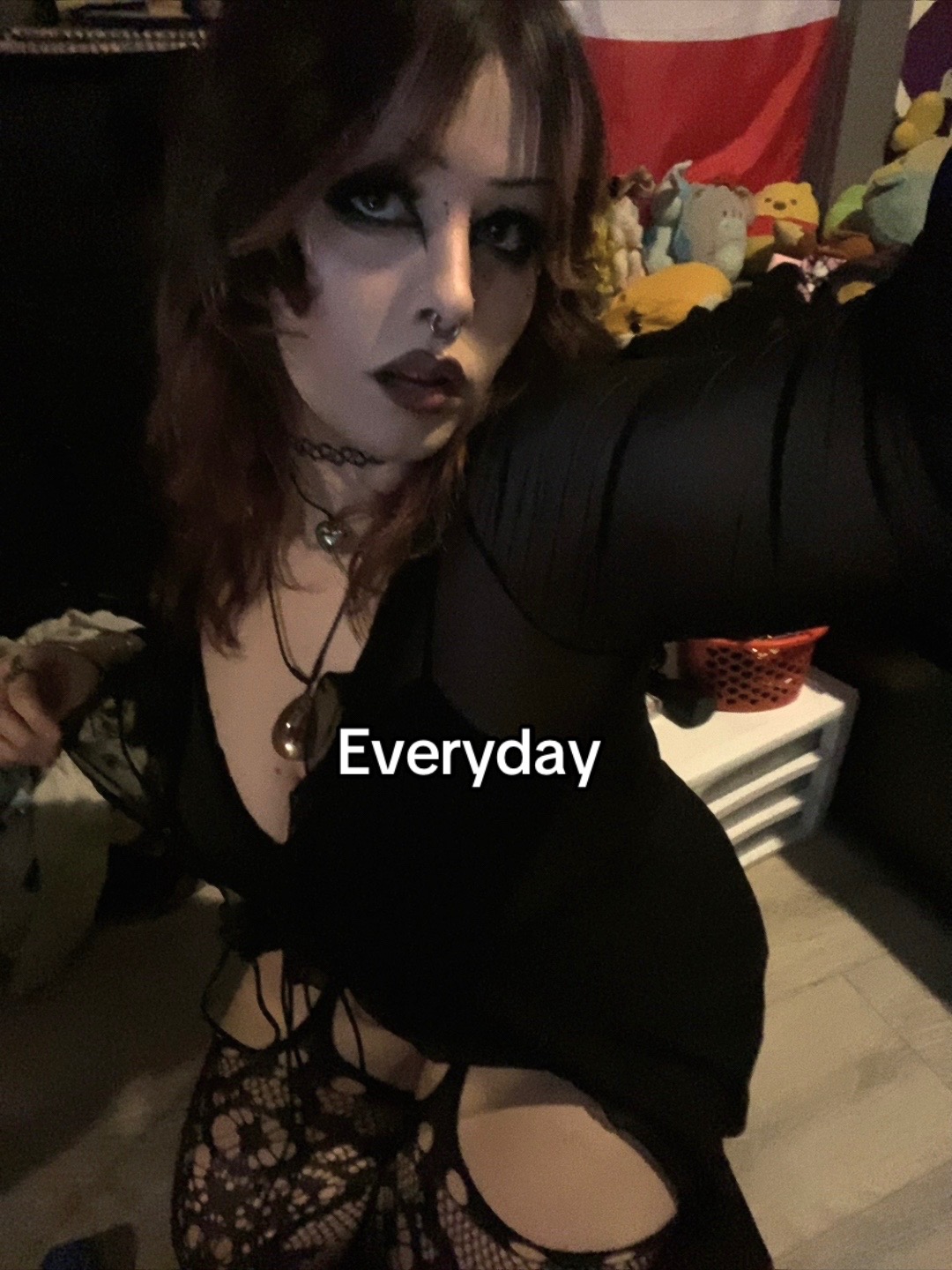 @𝘢𝘭𝘪𝘯𝘢 ☥