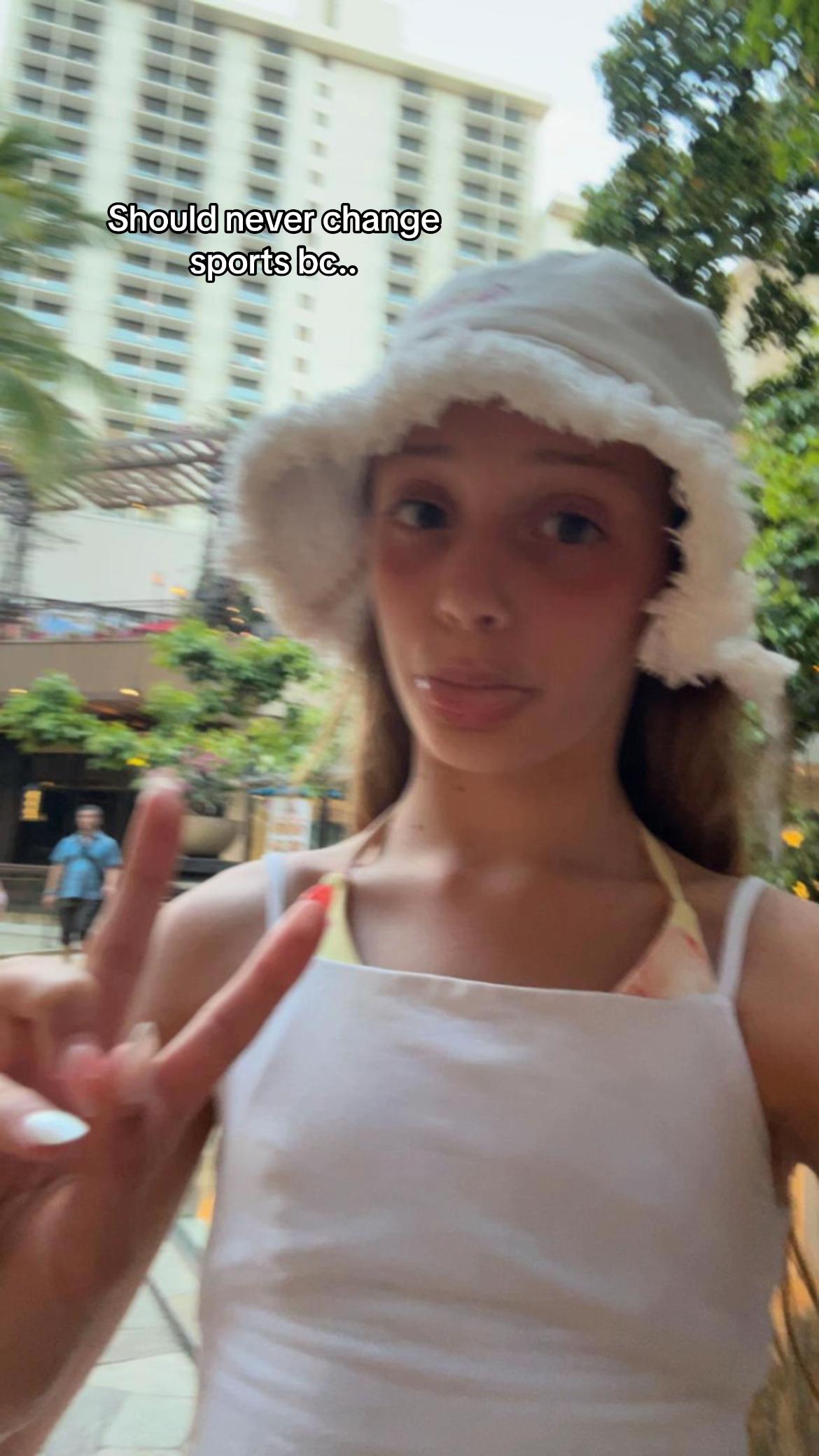 @Ellaspammmm🦄