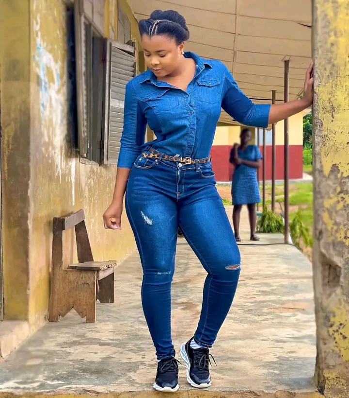 @Bimbo Ademoye's Addict