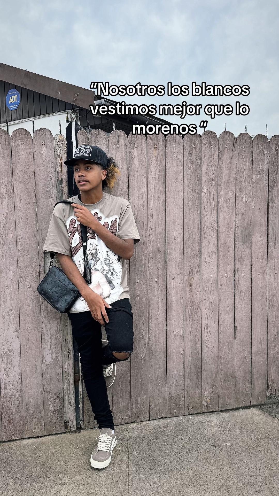 @8TR3Y