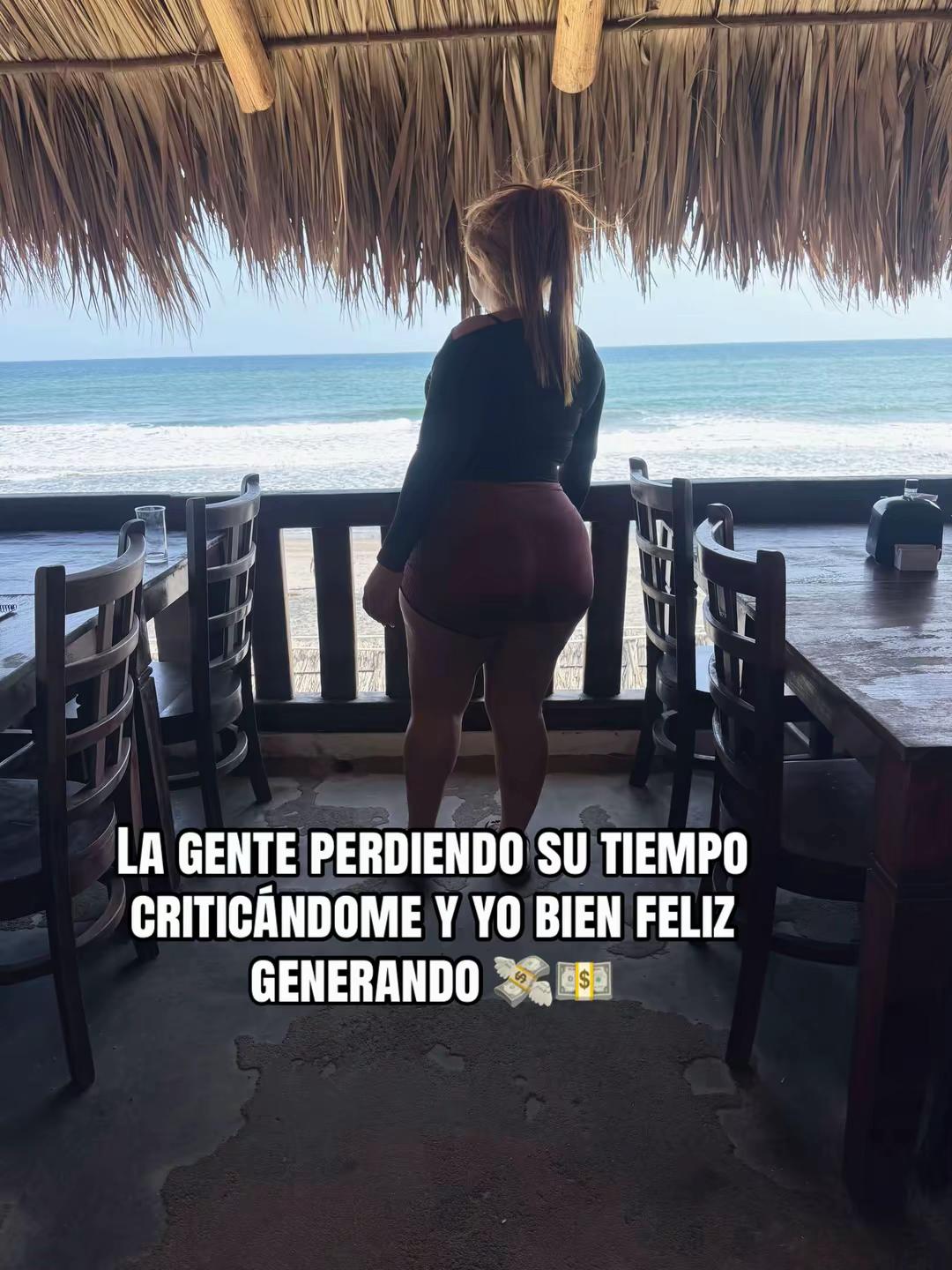 @Stefany🦋