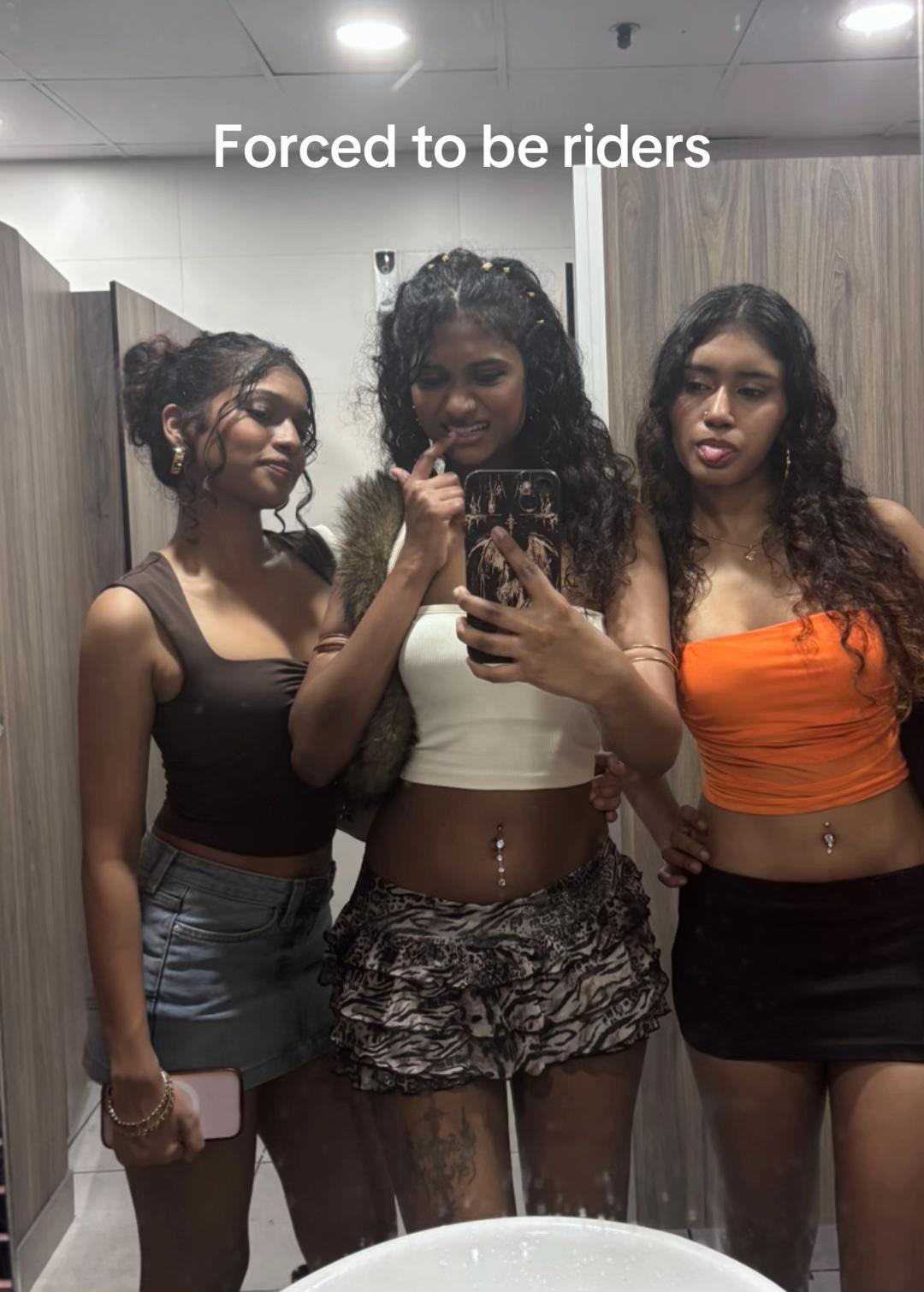 @ૐ