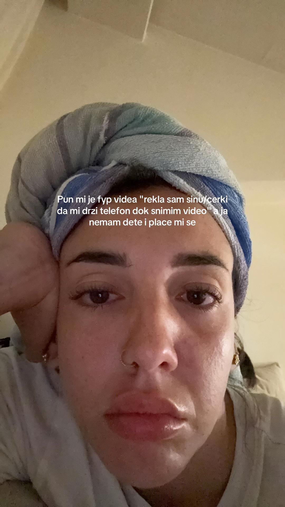 @miajoske