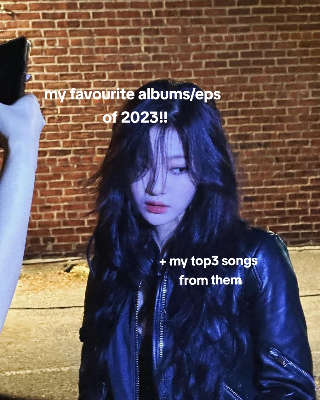 @<3