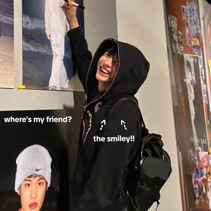@<3