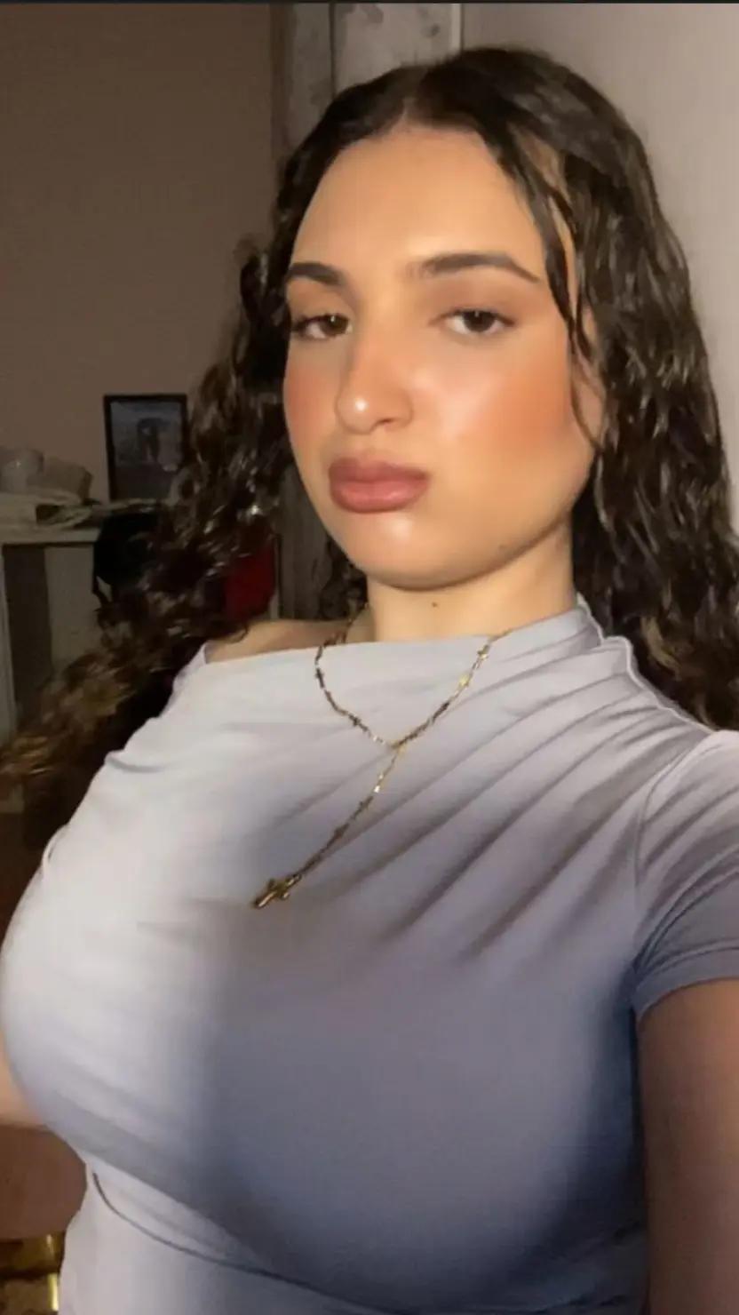 @_.laricciaaa._