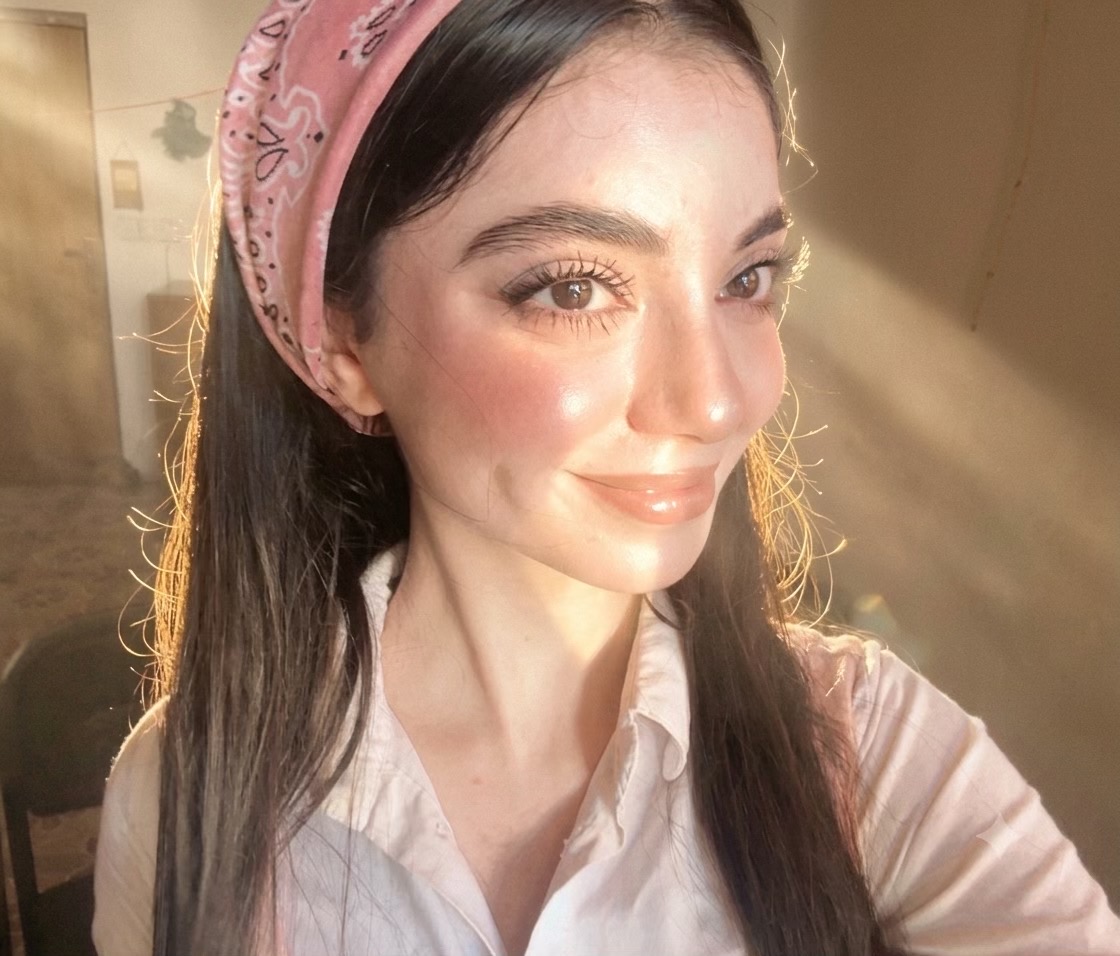 @R 🌸