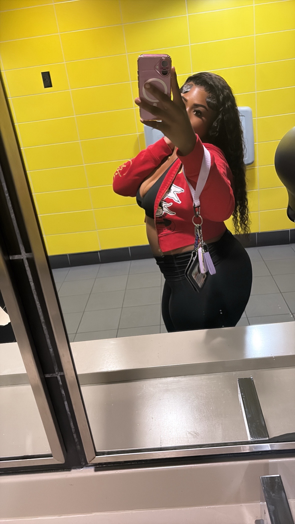 @Femalebagger