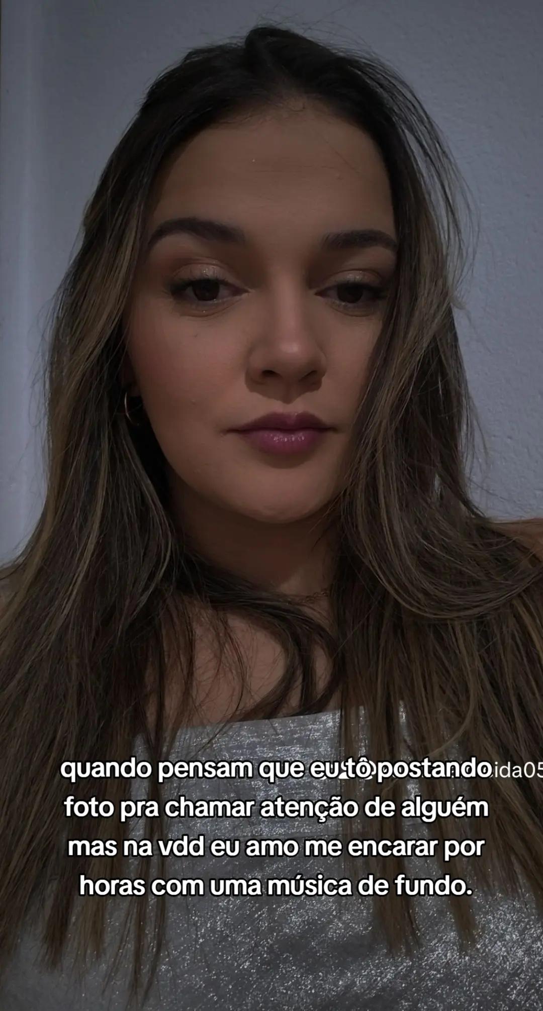 @Kamila Almeida🌙✨️