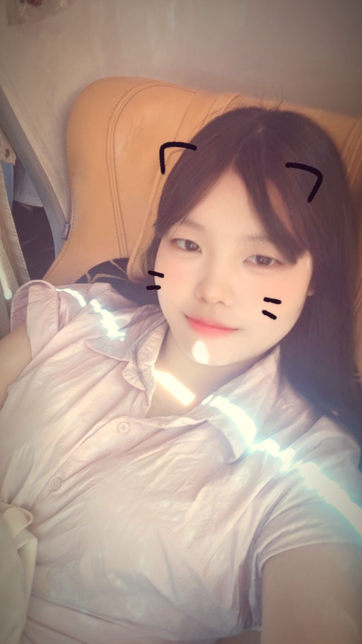 @다현