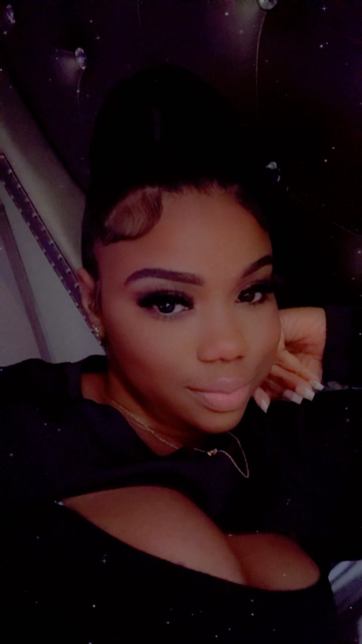 @TheRealAlexisKierra