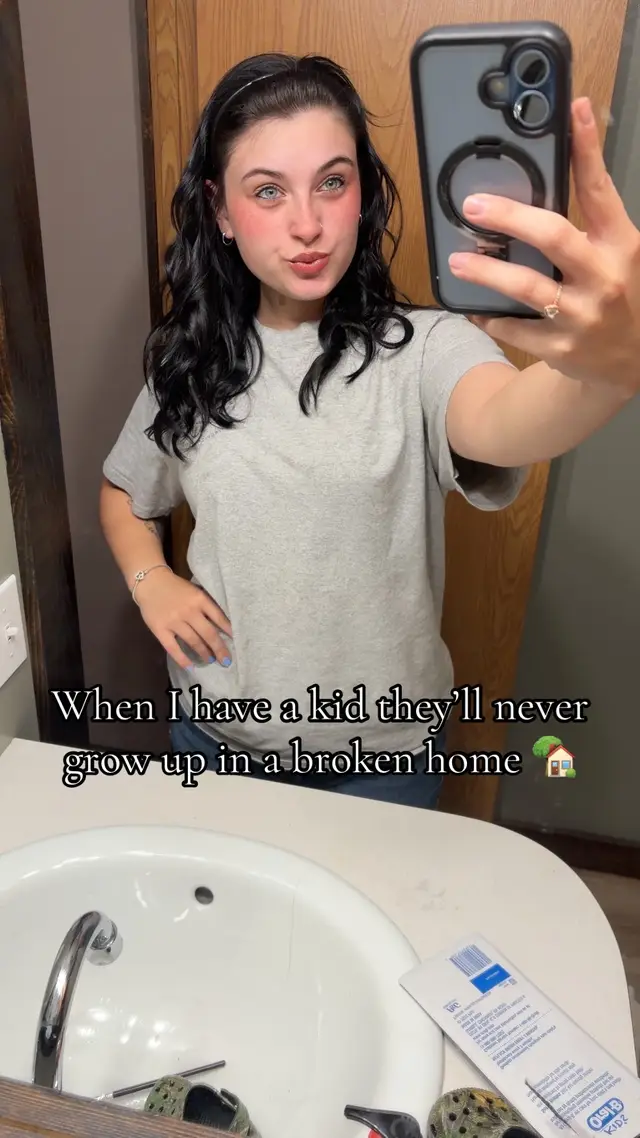 @CARLIE✝️