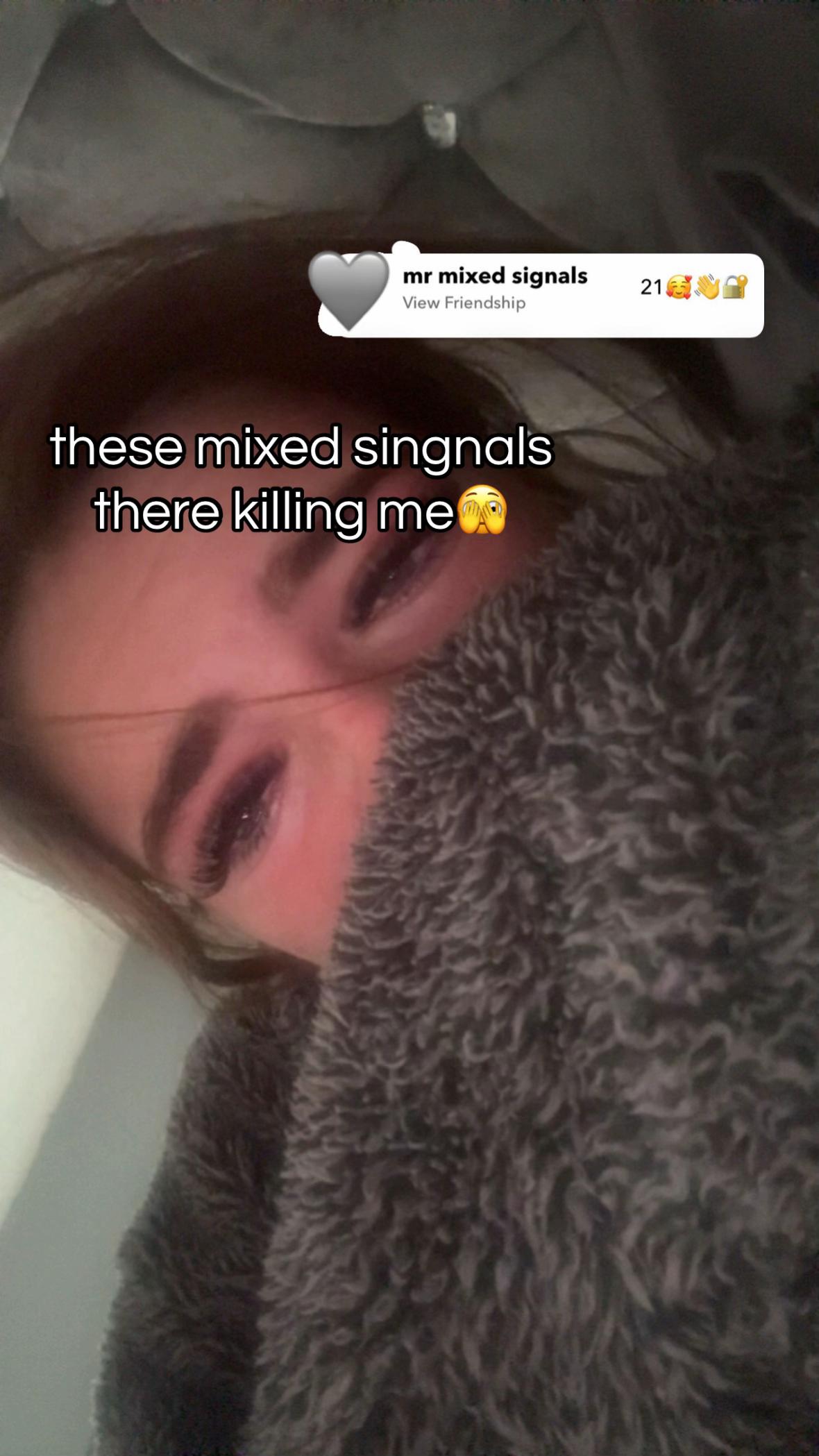 @𝓗𝓸𝓵𝓵𝔂.𝓝🫶🏼✨🤍