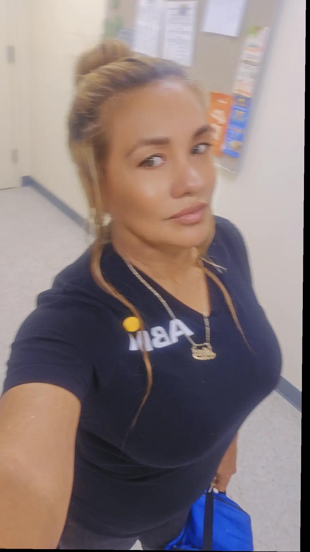 @ELENITA vallecillo 🦋🐟🌸