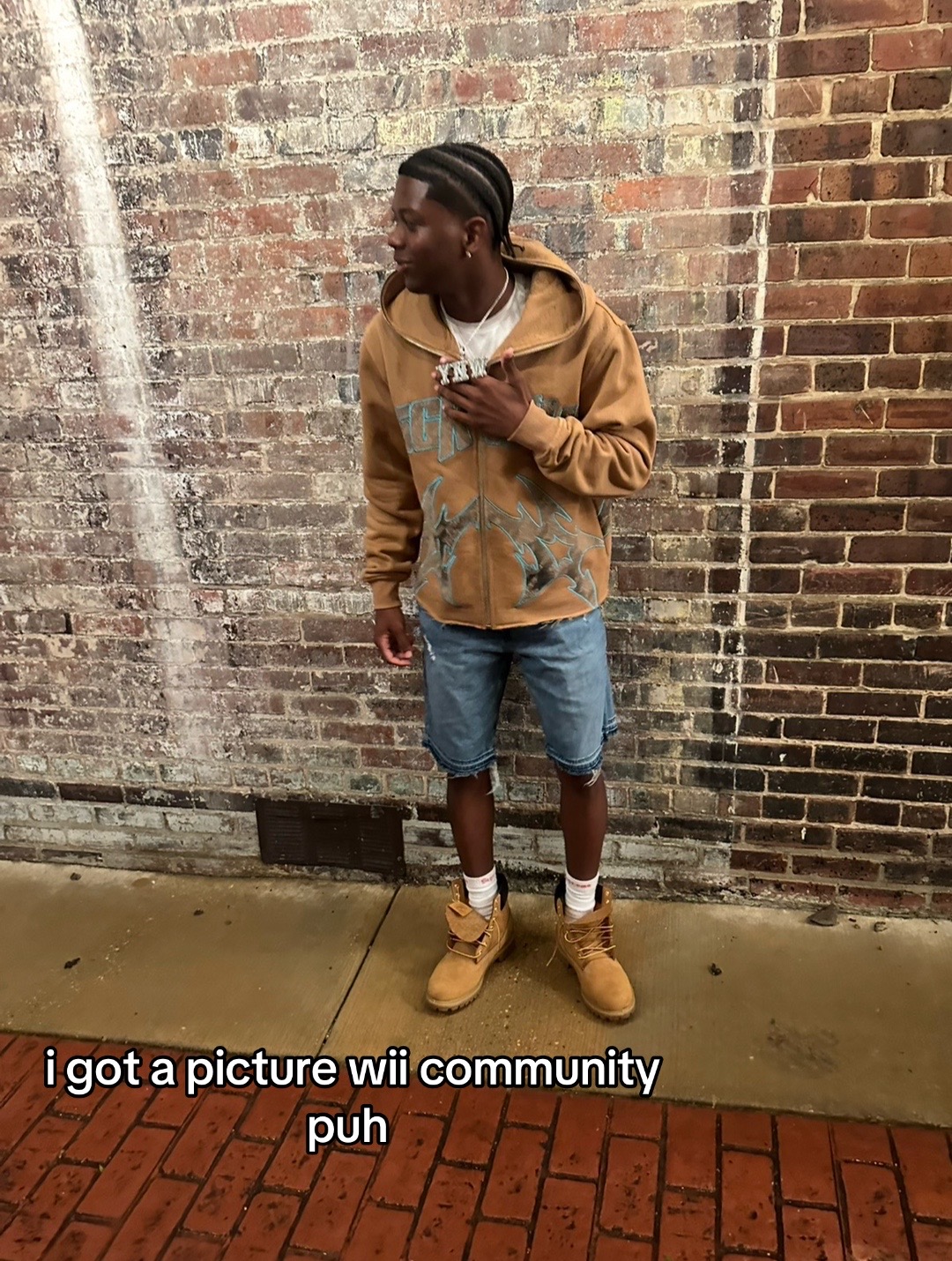 @10