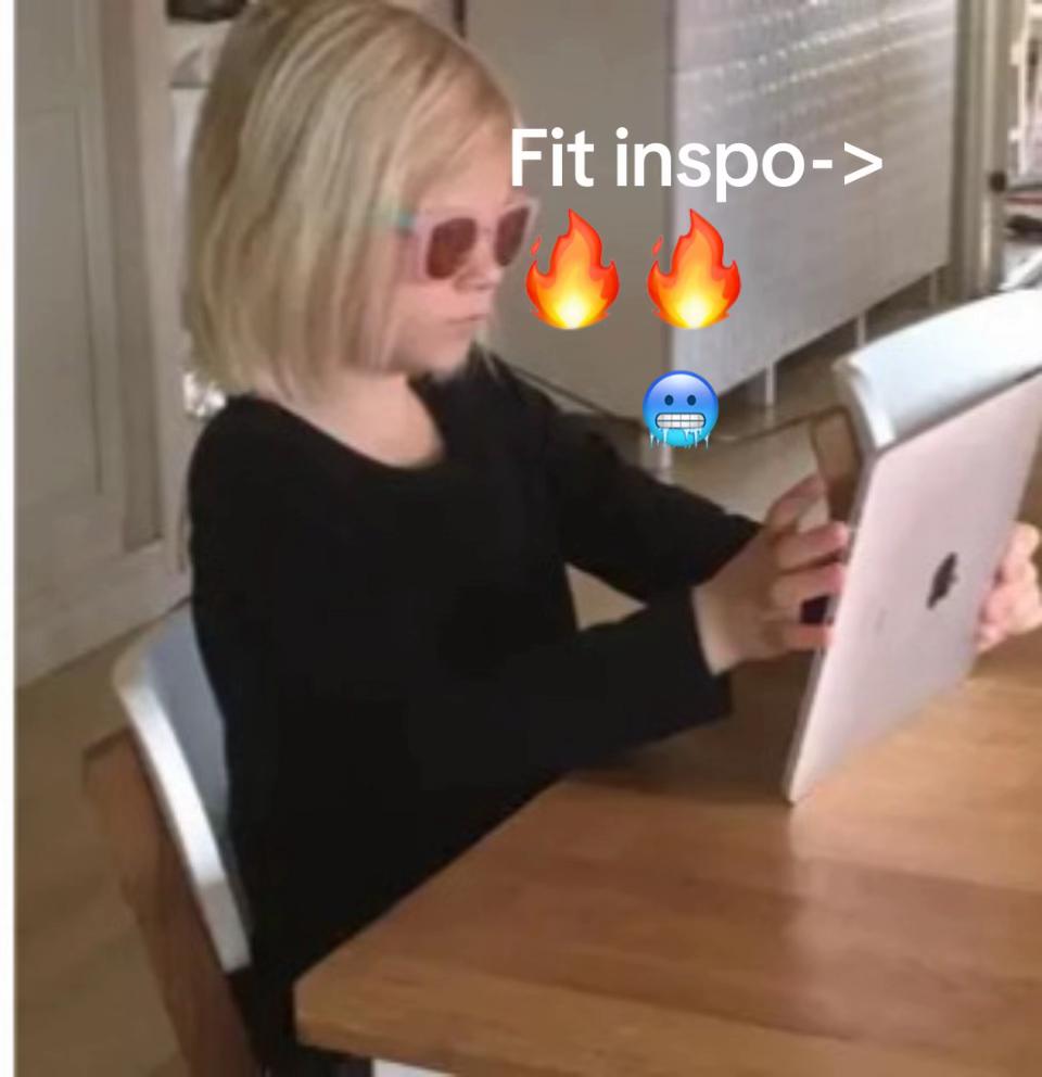 @🤷🏼♀️💋👱🏼♀️