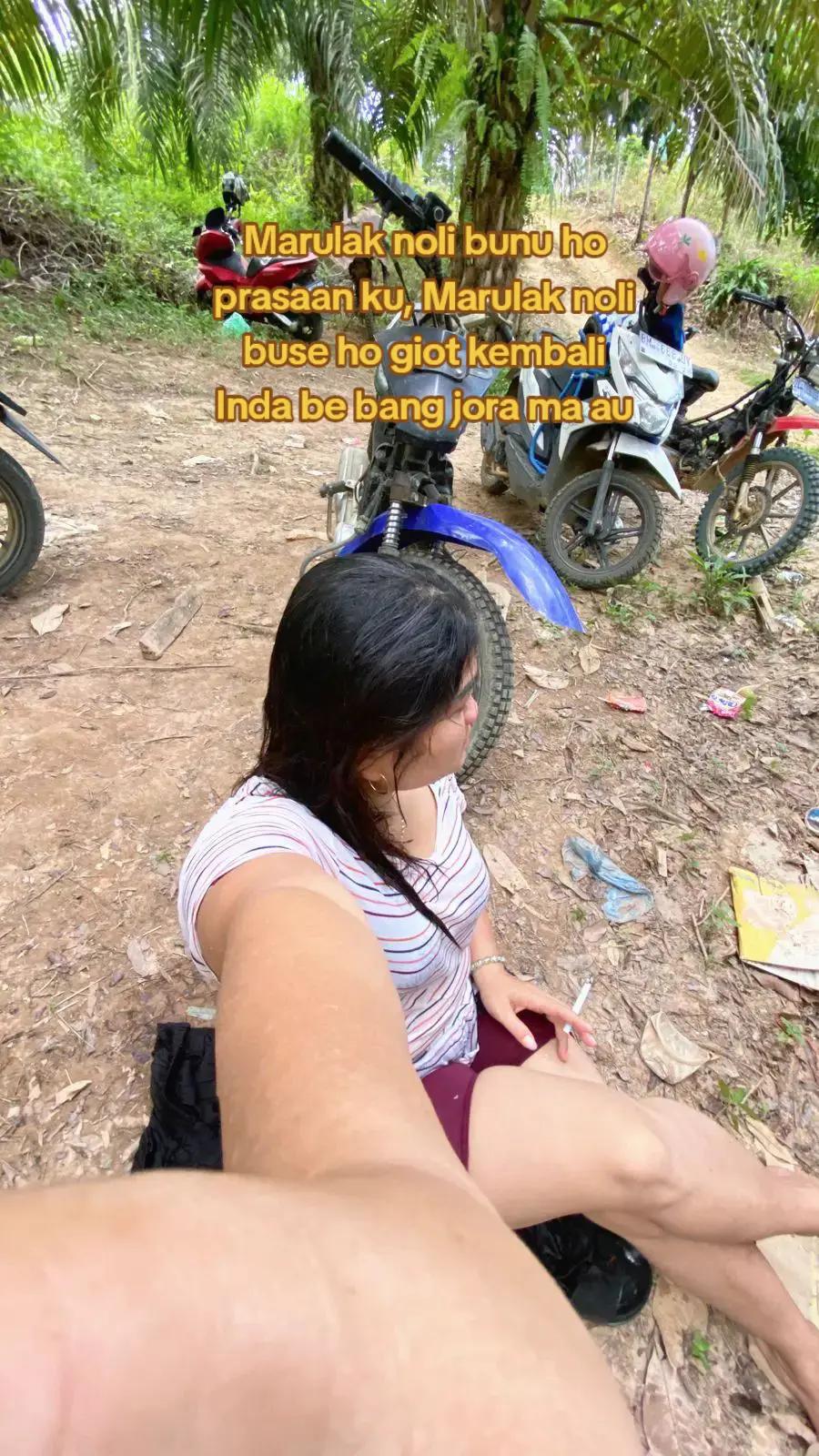 @💔 butiran debu 💔