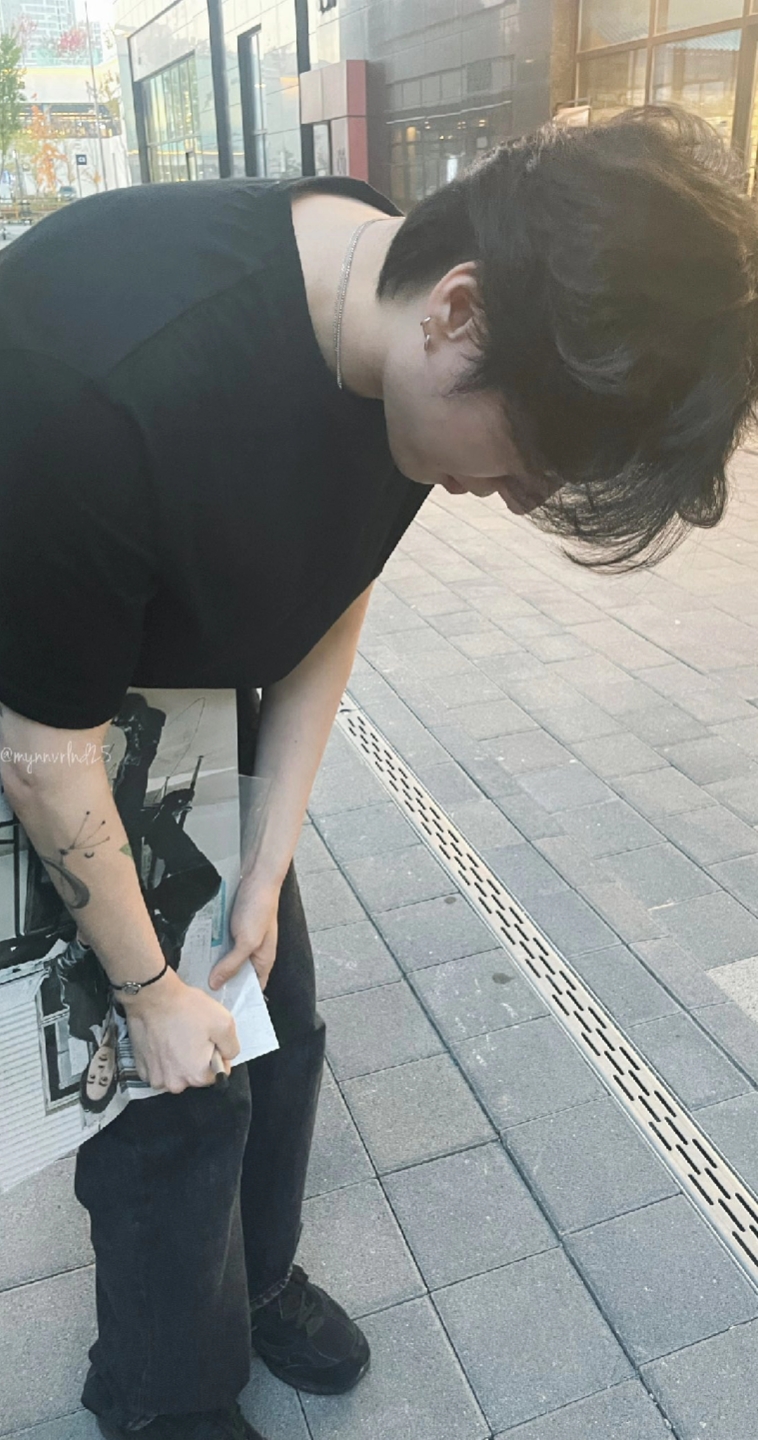 @มัมมี๊ยูคยอม 🐜แฟนสาวแจบอม🌴