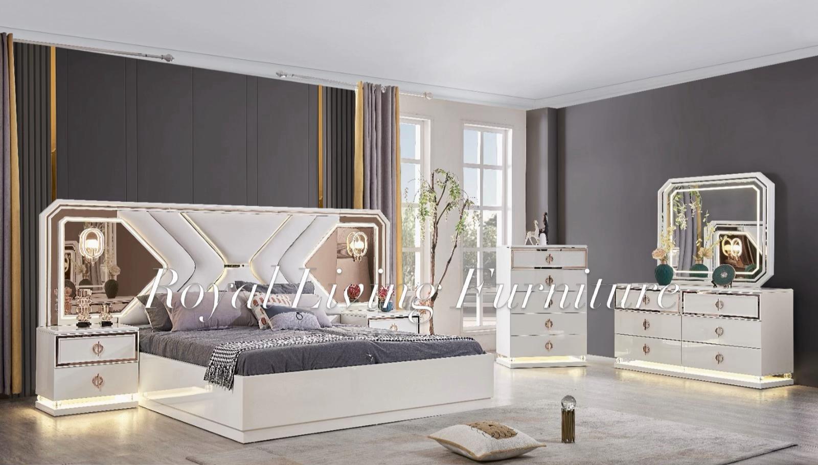 @Royal living furniture
