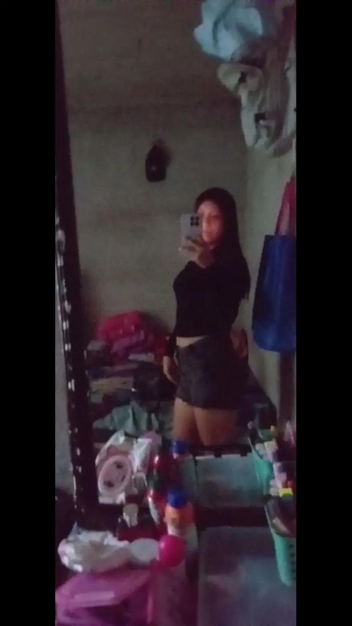 @Emily Santos