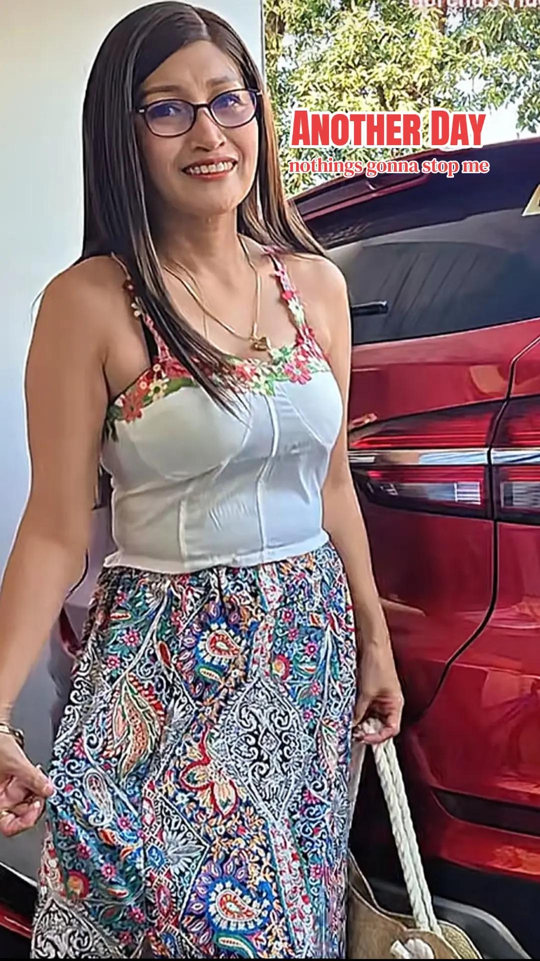 @Ms. Morena ᥫ᭡