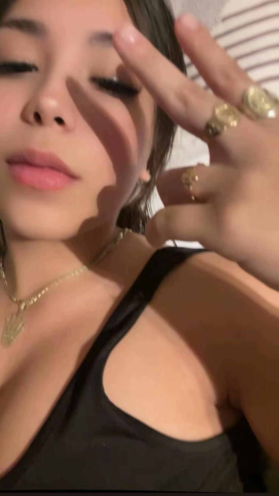 @JULI CLARA