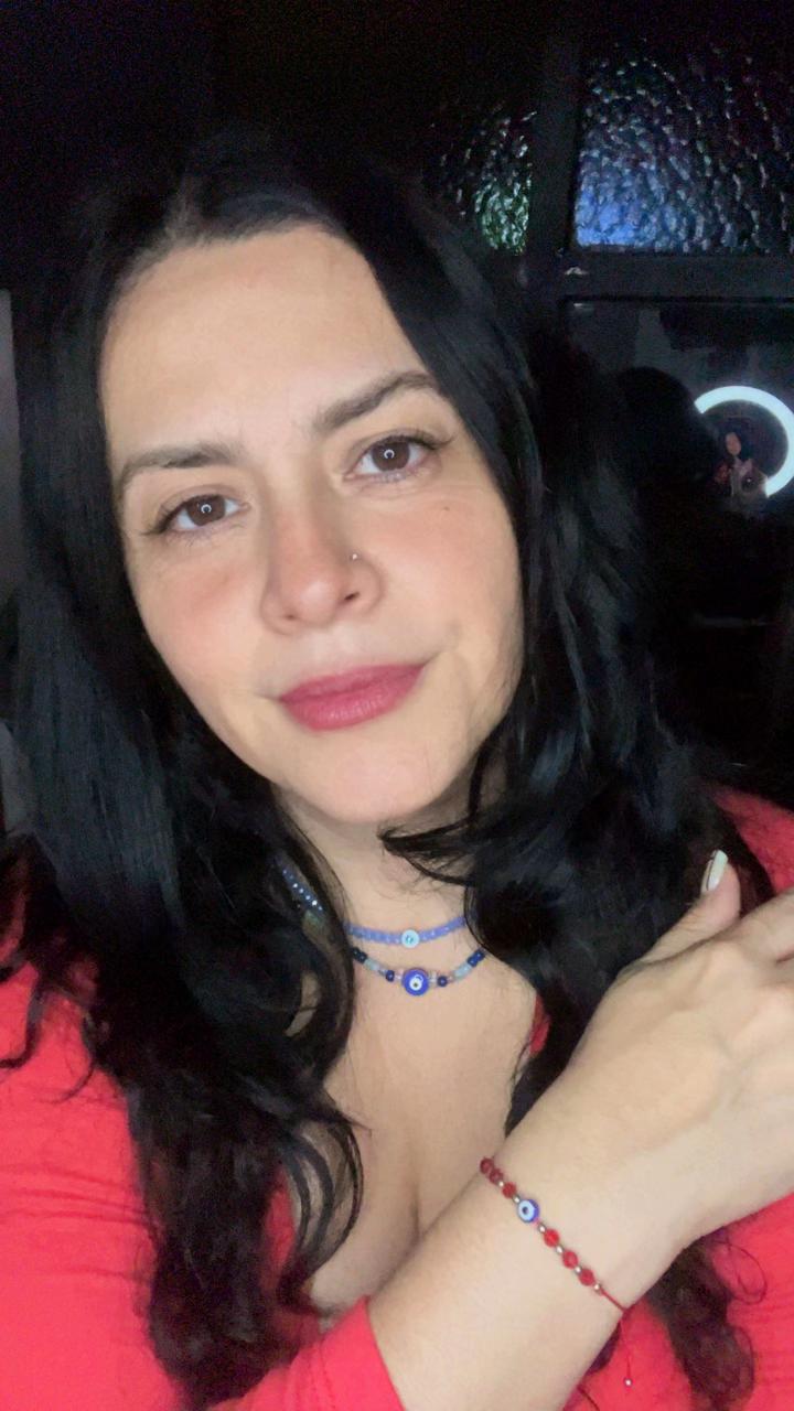 @LaMujerConAlas