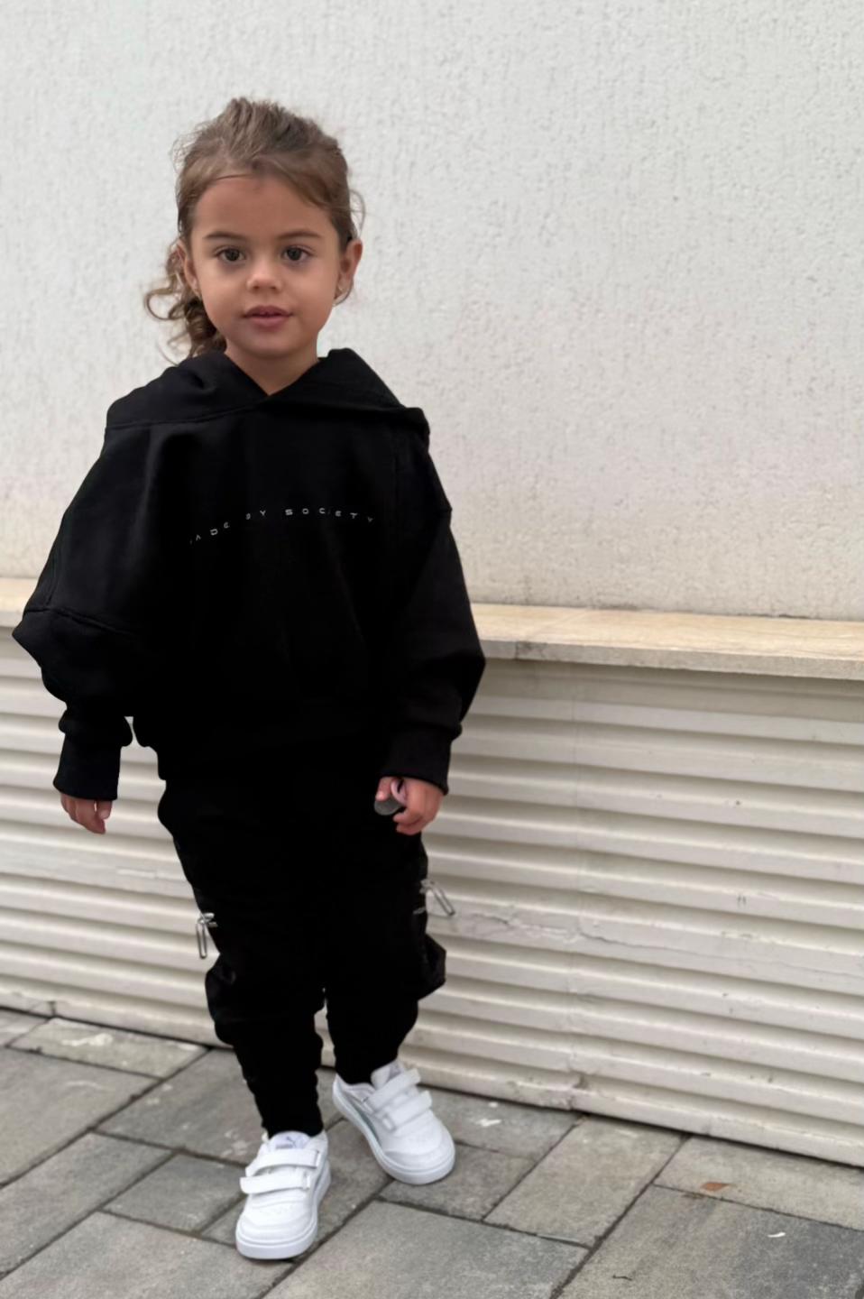 @Claudia WRS ⚜️🧸