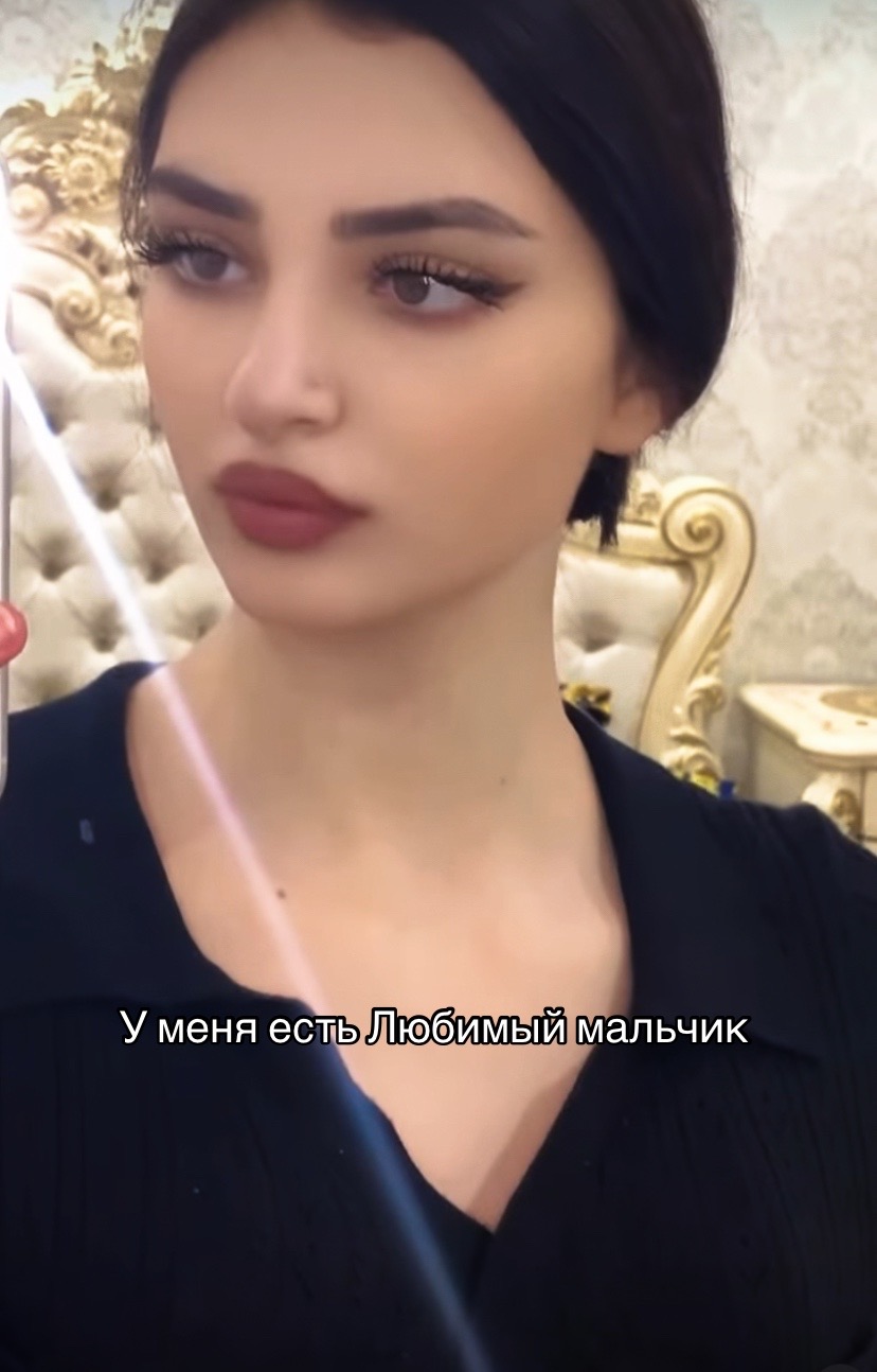 @𝐄|𝐕