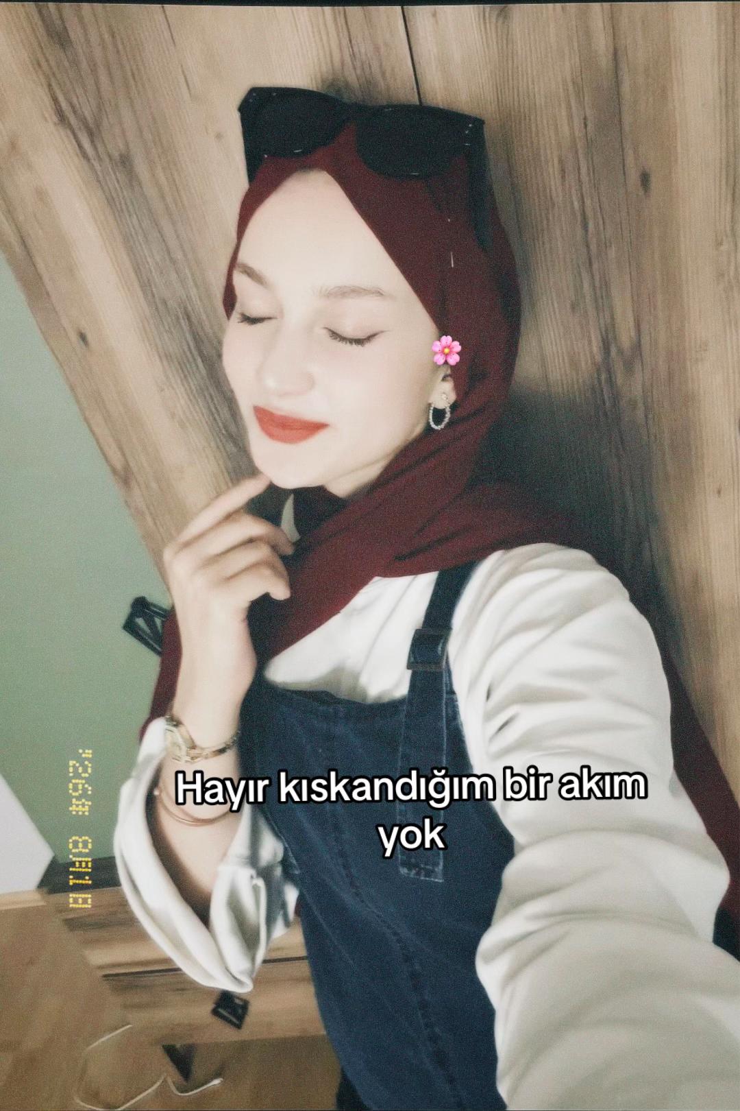@𝒮ℯ𝓂𝒶ꨄ