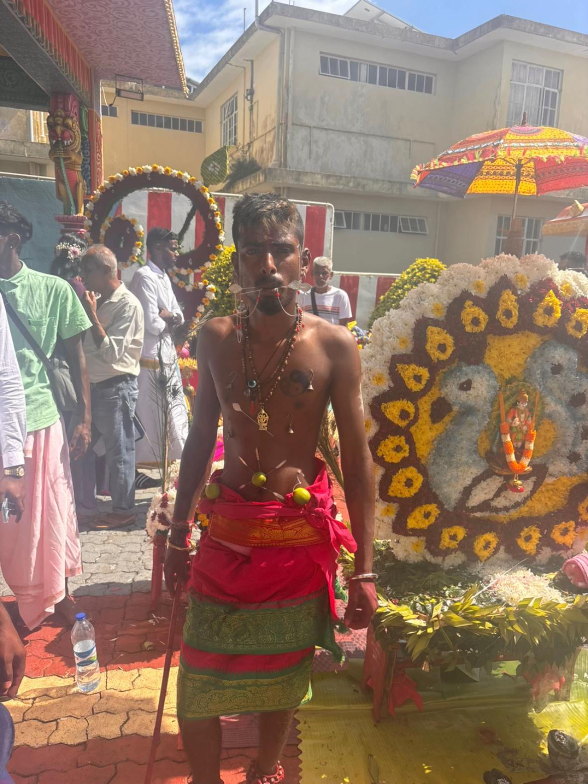 @Ayush🕉️✡️🇮🇳
