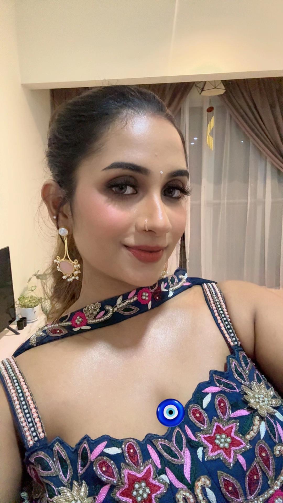 @Smilingpriya5