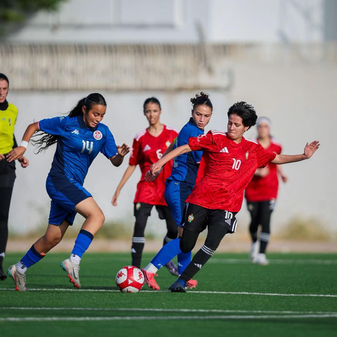 @زكـــيـــه الــمـيـار⚽️⚡️.