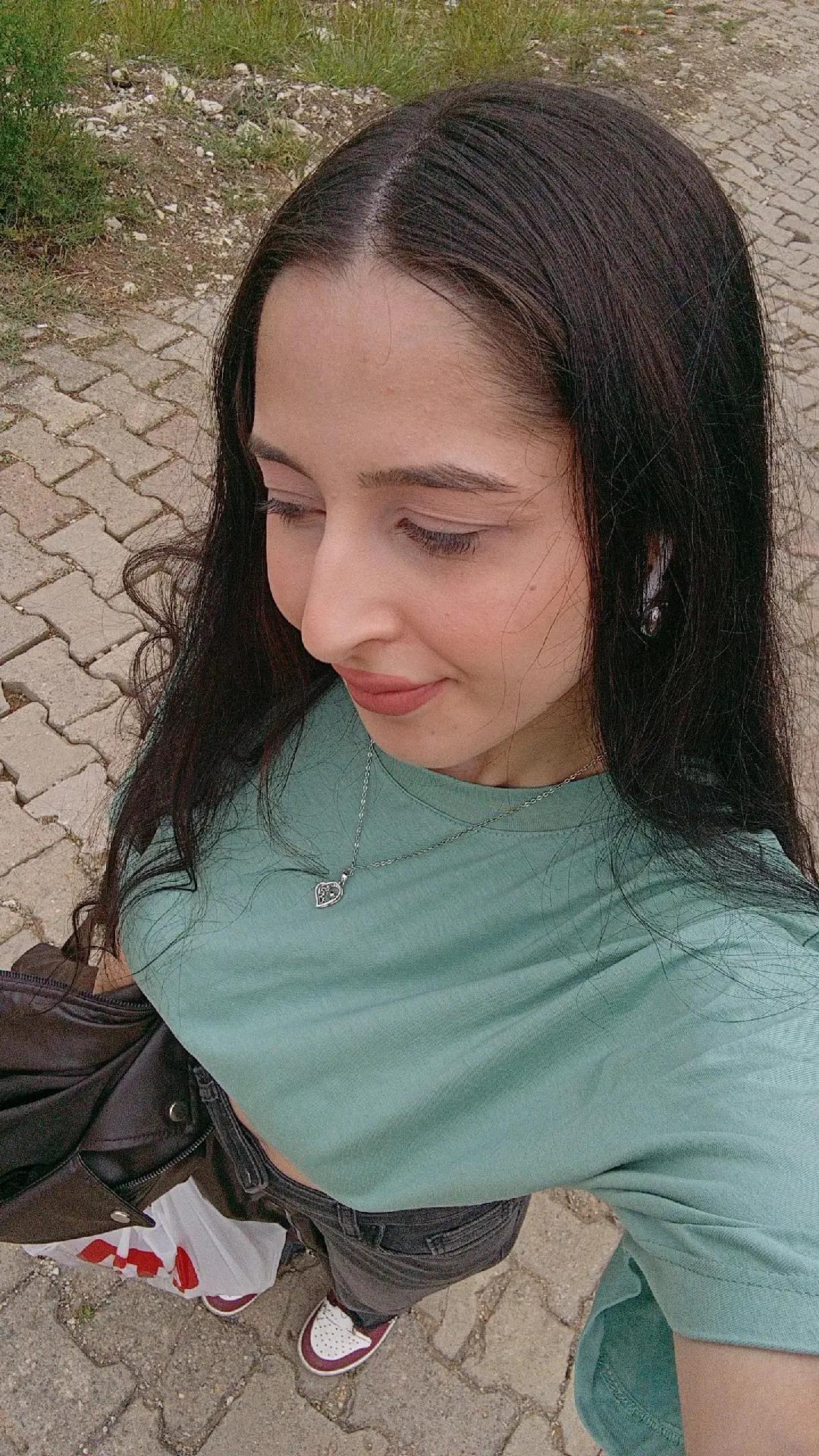 @81eemine