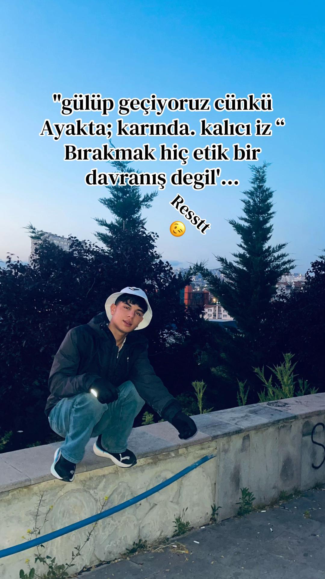 @𝚉𝘢𝓏𝖺