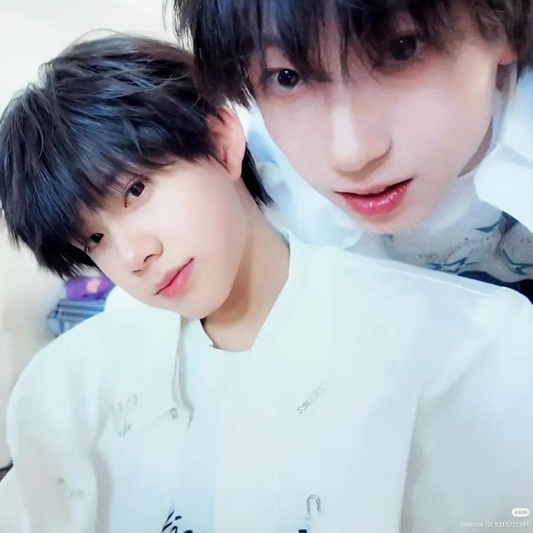 @恒文&bull;𝙔𝙄𝙒𝙀𝙉ꫂ❁