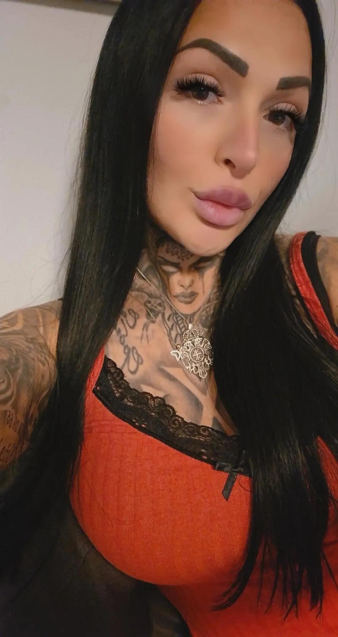 @Beniken93