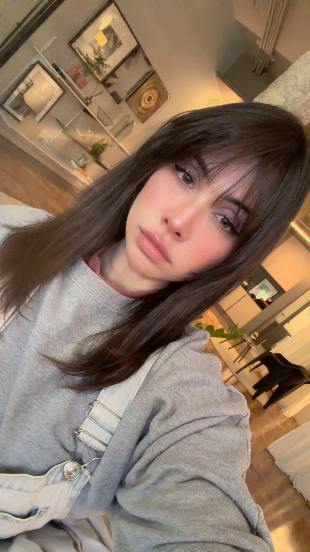 @Gabriela Lindner
