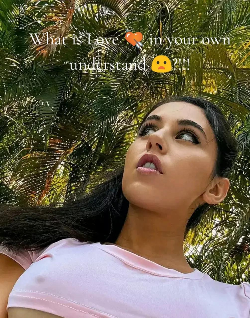 @Violet Brandani
