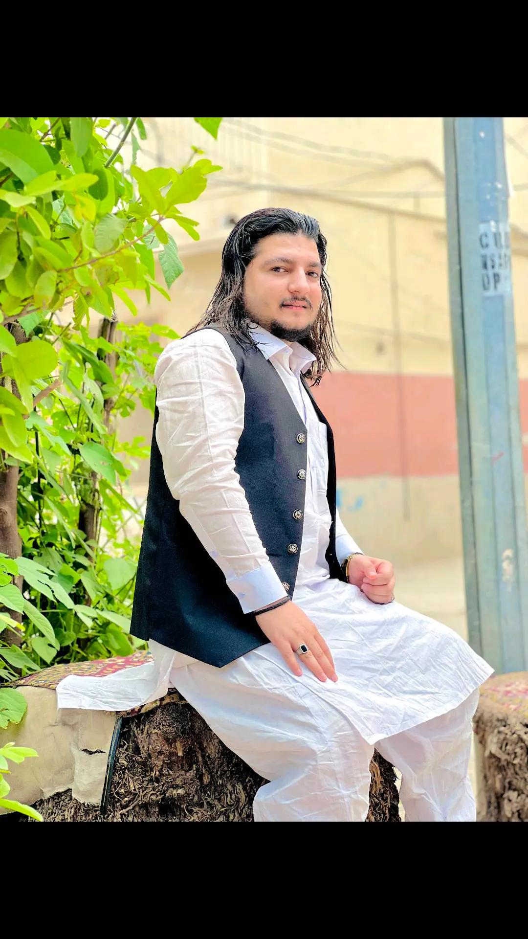 @‼️🦅Aakash Khan🦅‼️
