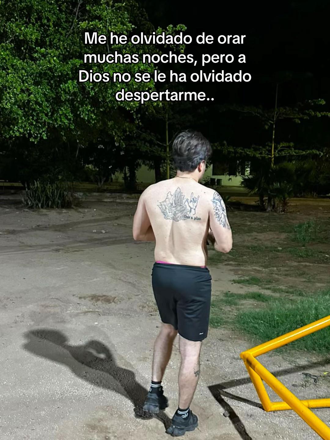 @Esquer