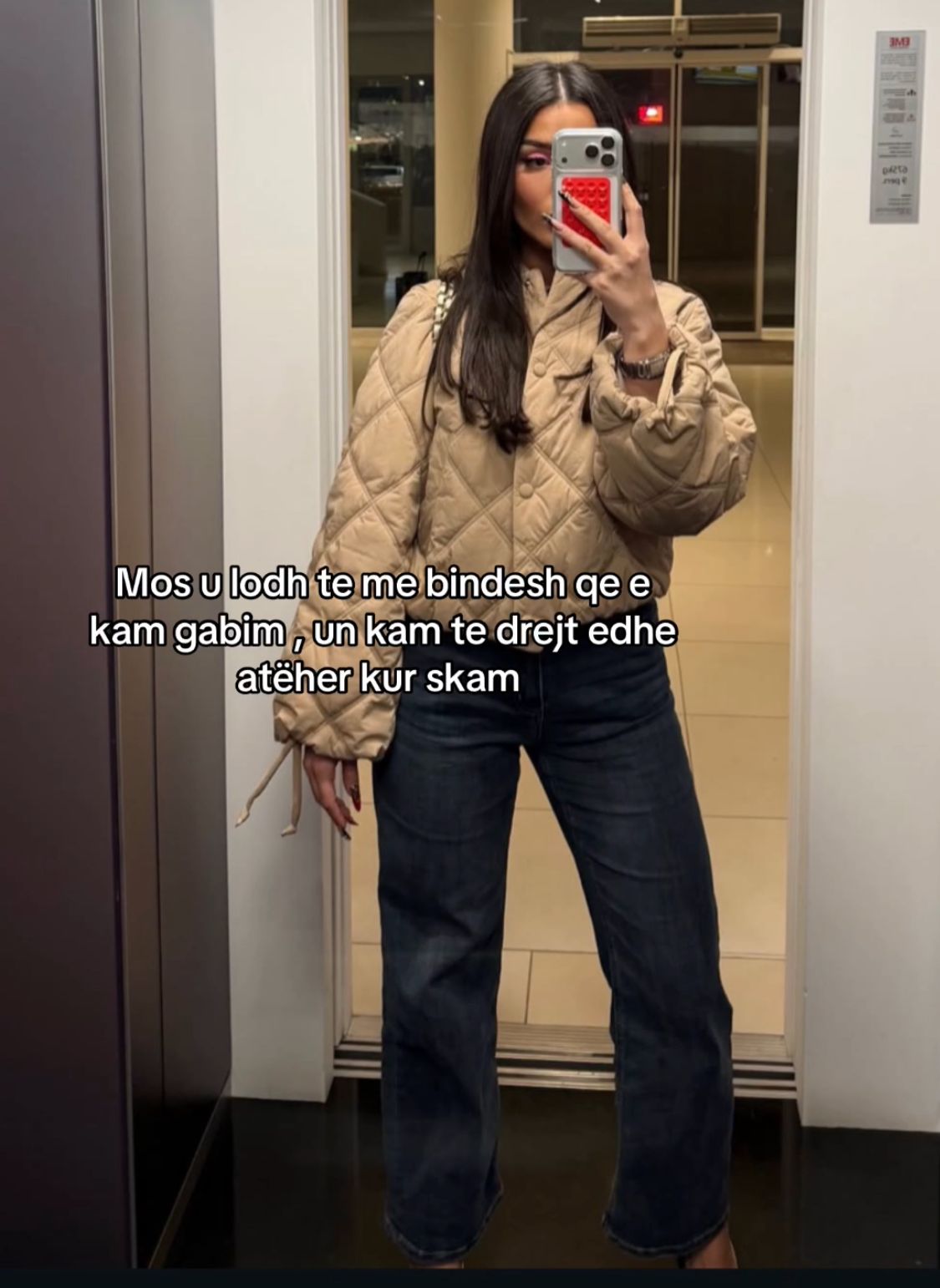 @⃟