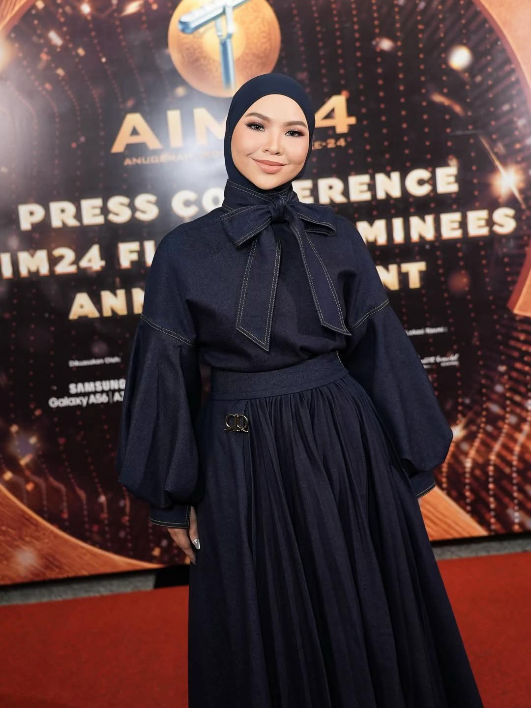 @Aina Abdul Vocals