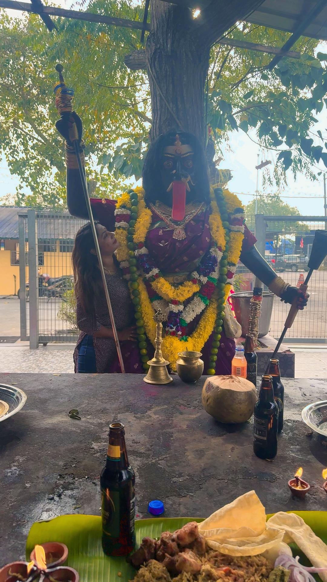 @Priya_Riya107