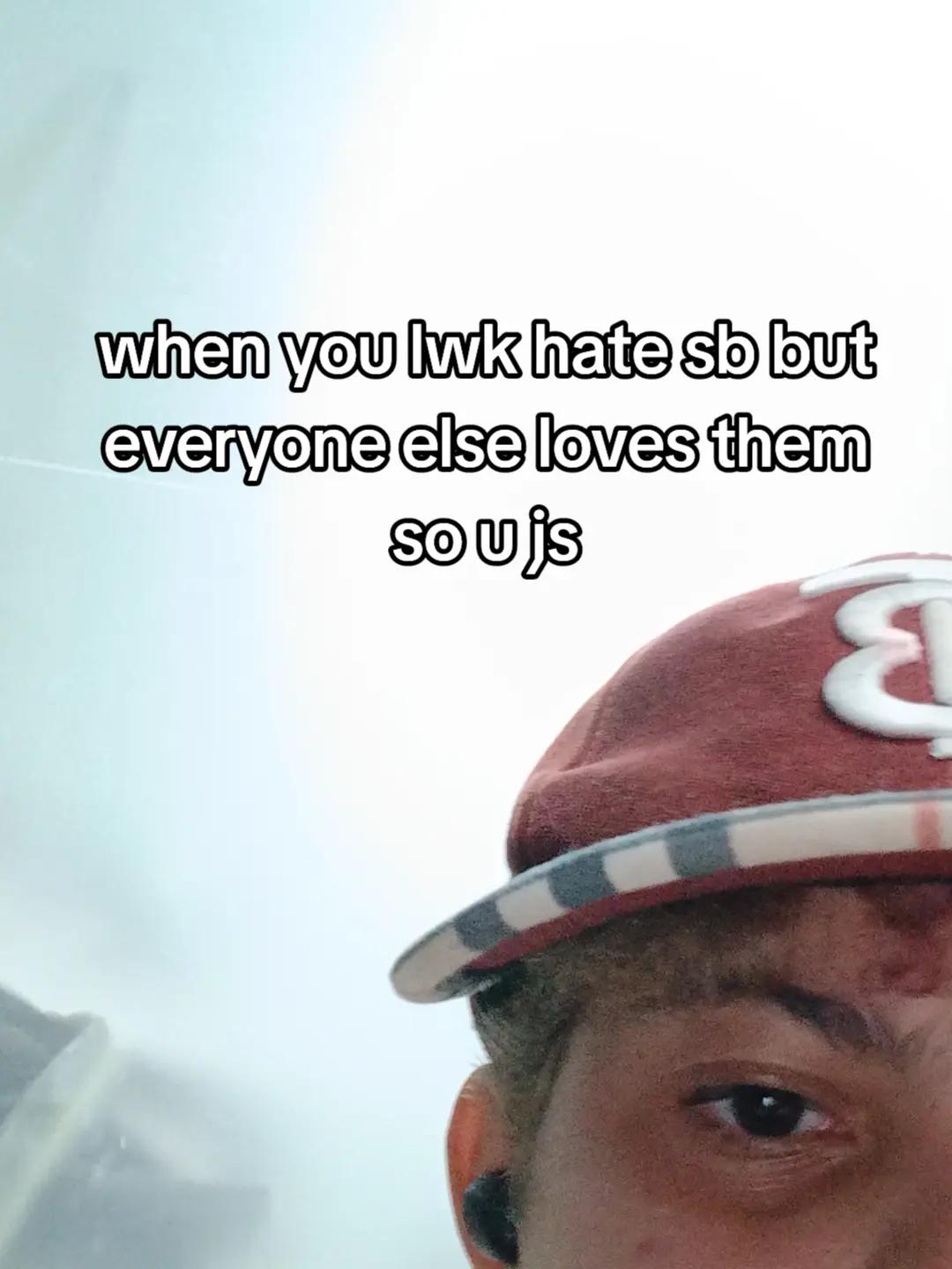 @🧟&zwj;♂️