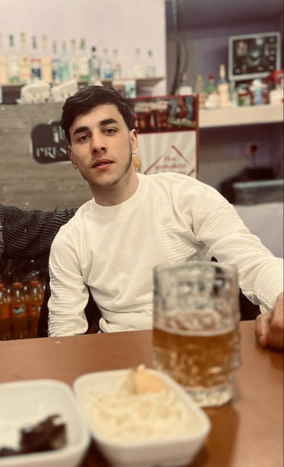 @𝑄.𝐾🖤⚜️
