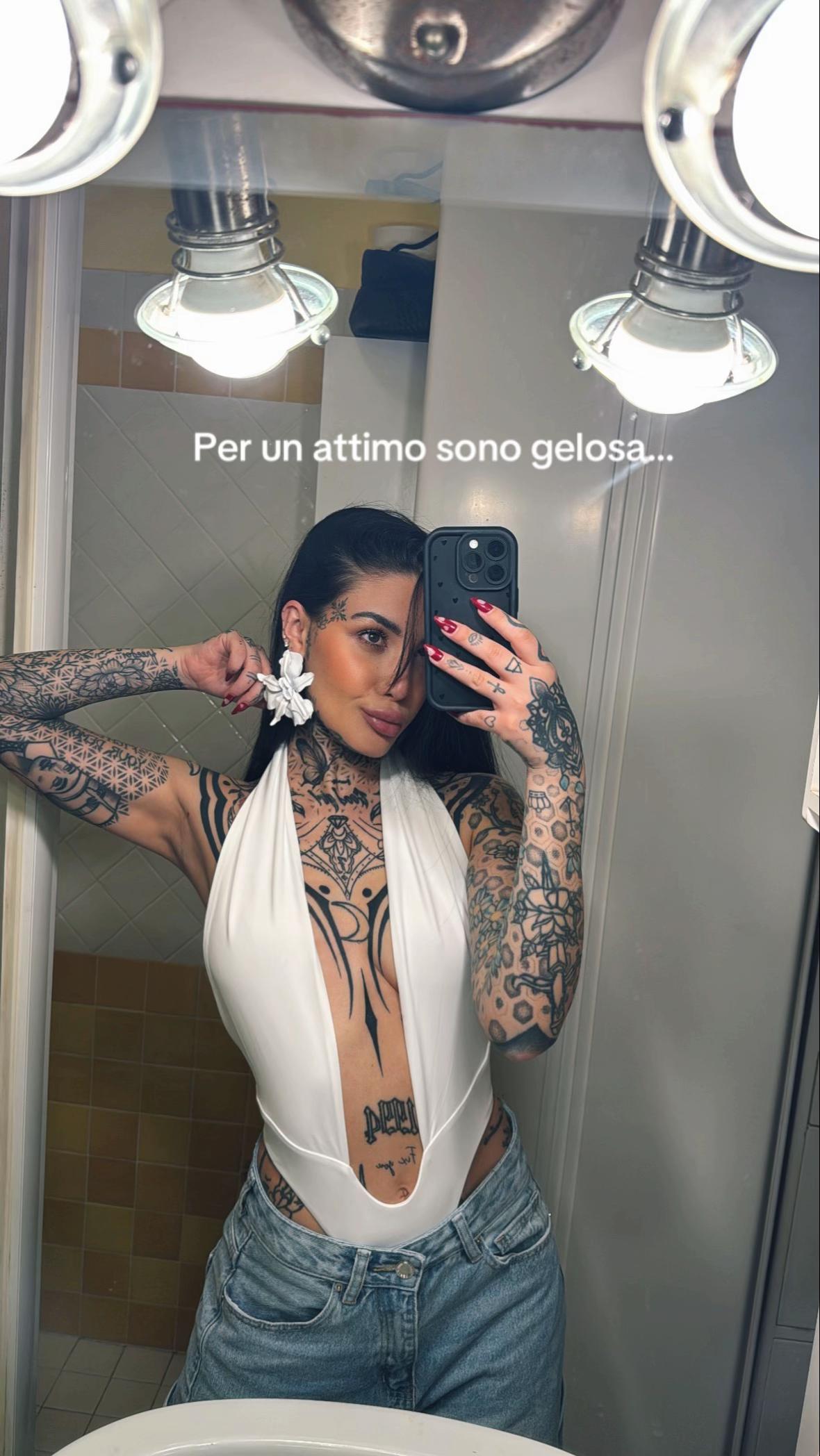 @Viola