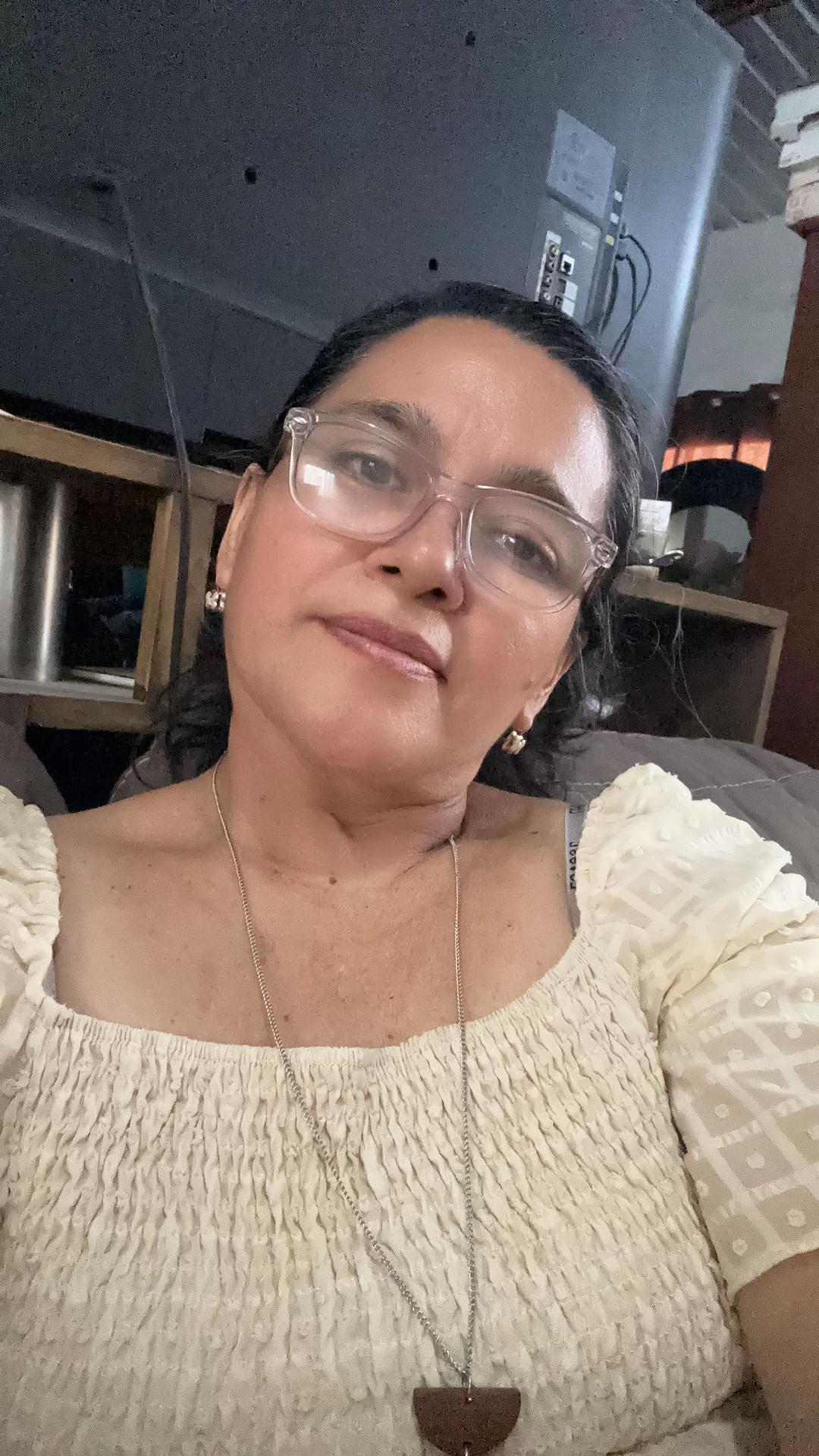 @damarissamano