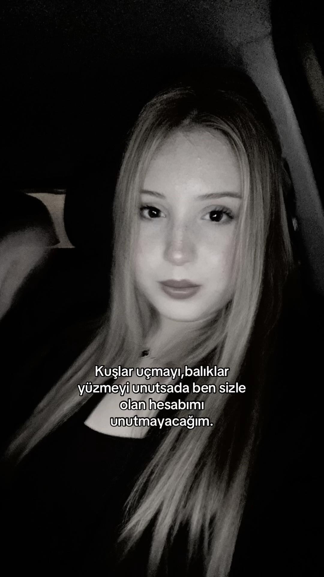 @laraabsk_